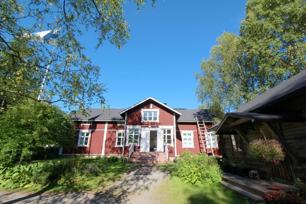 Affittacamere Lauri Historical Log House Manor 3*