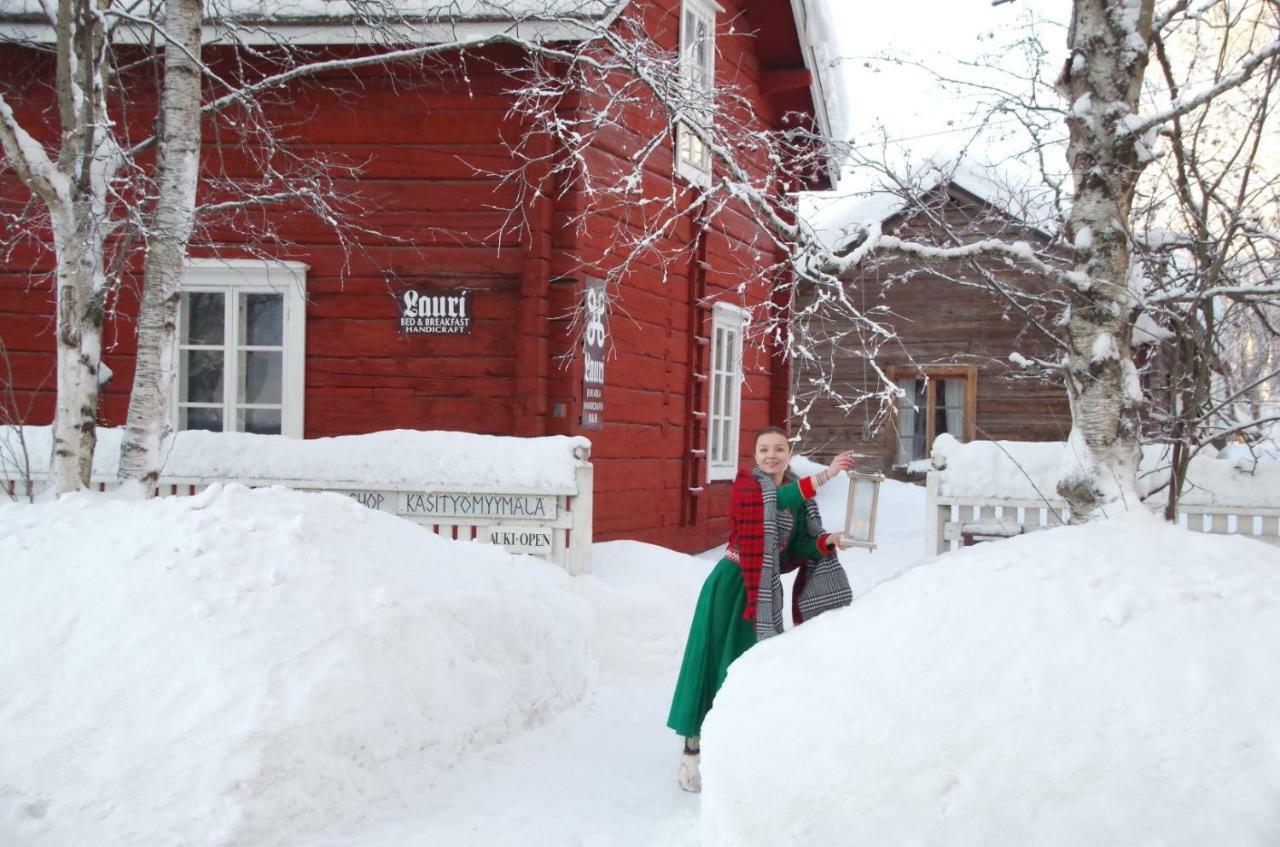 Lauri Historical Log House Manor Affittacamere 3*