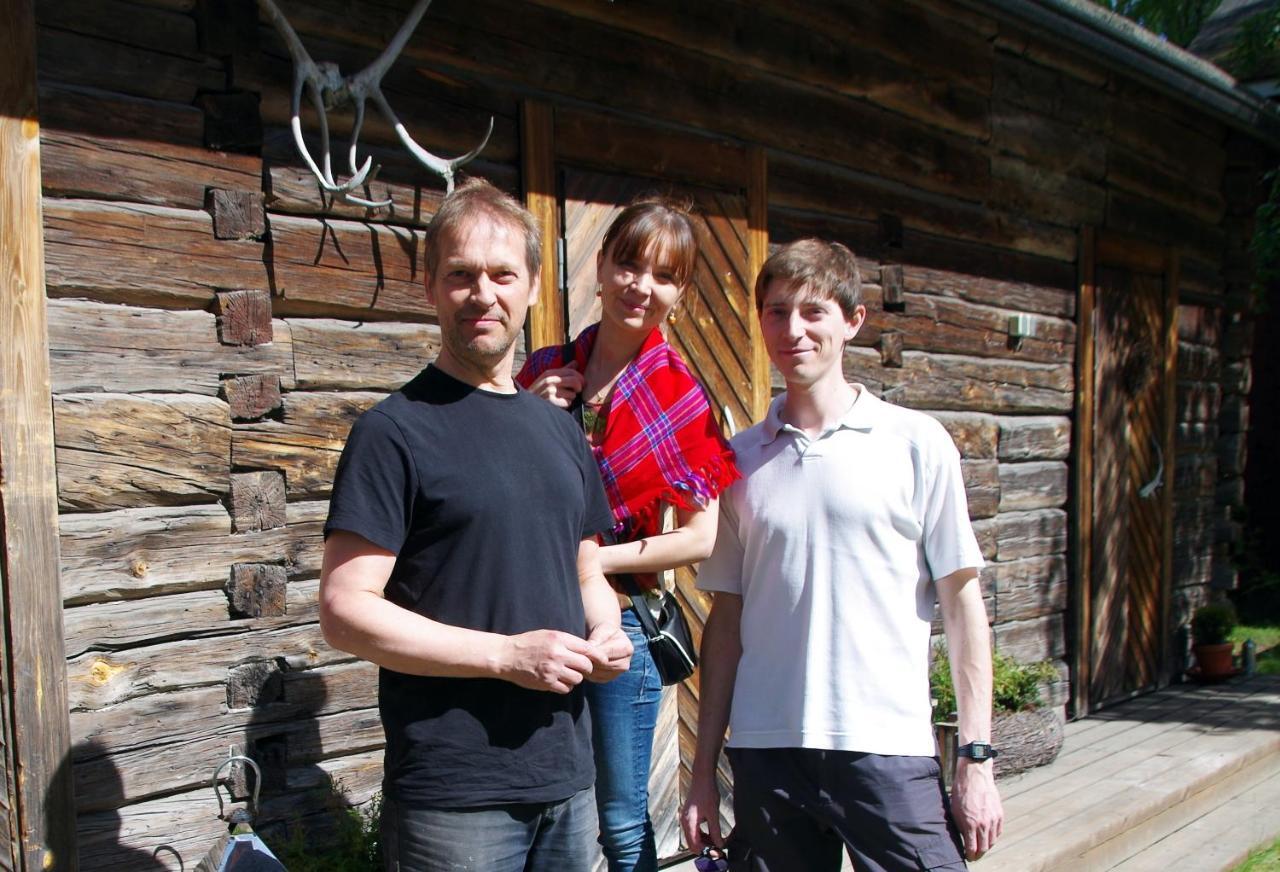 Lauri Historical Log House Manor
